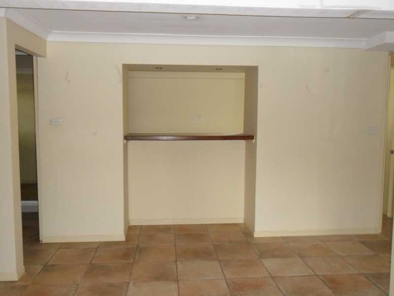 26 Arrakune Crescent, Kallangur QLD 4503
