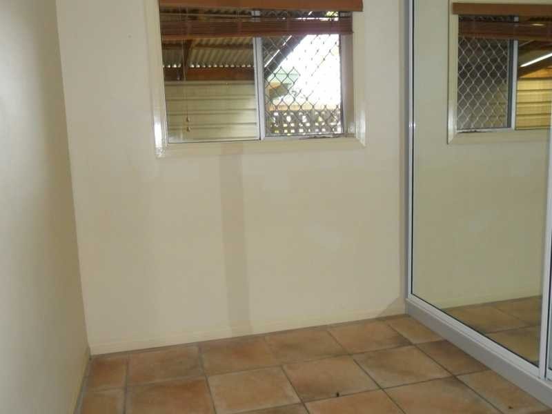 26 Arrakune Crescent, Kallangur QLD 4503