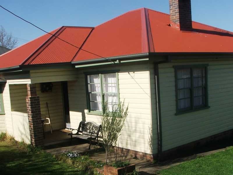 3 Marsh Street, Armidale NSW 2350
