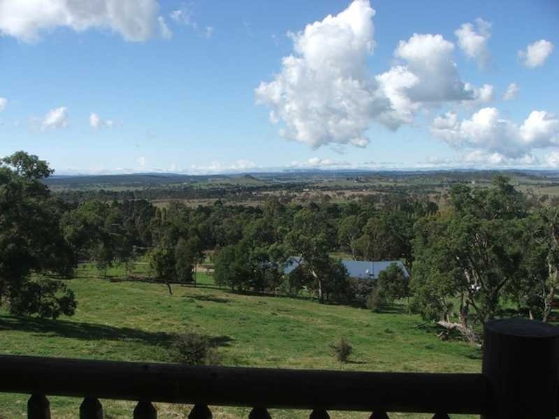 71 Lynland Drive, Armidale NSW 2350