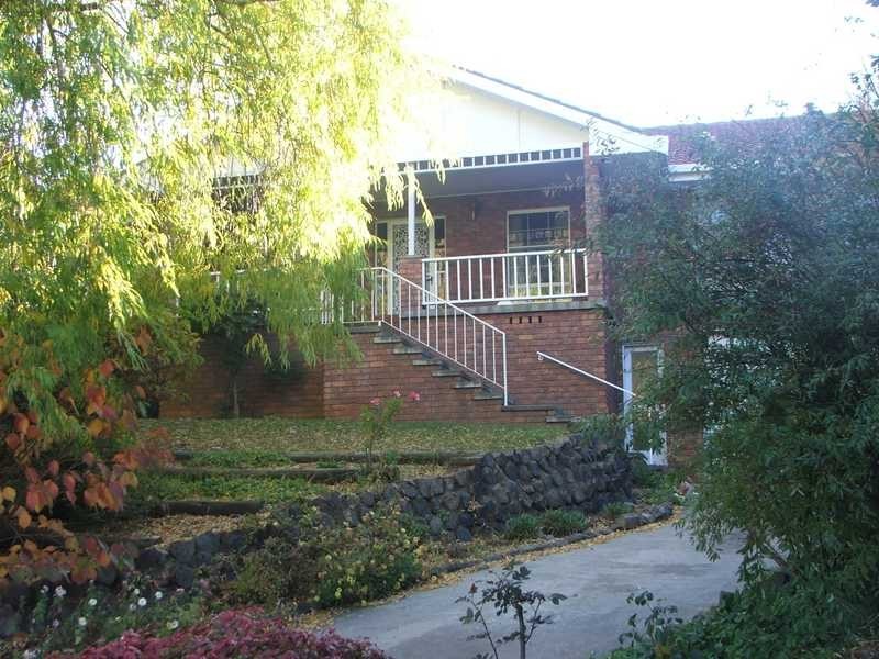 21 Stewart Crescent, Armidale NSW 2350