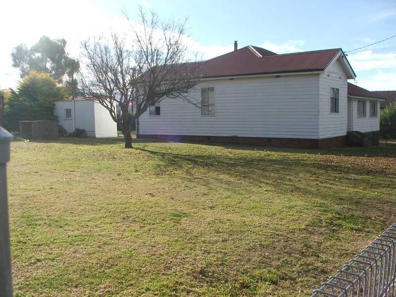 88 Ohio, Armidale NSW 2350