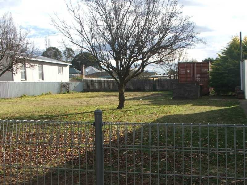 88 Ohio, Armidale NSW 2350