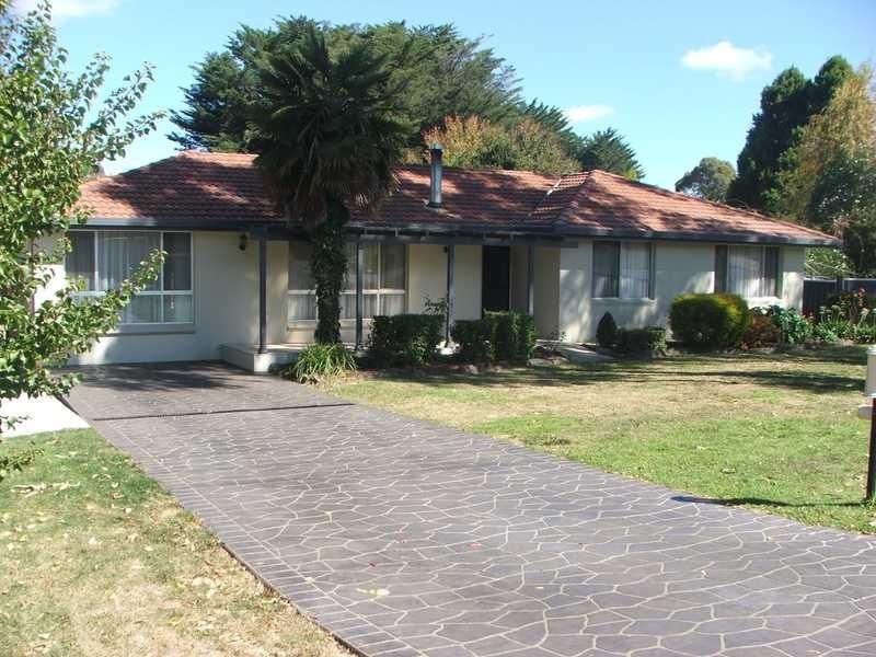 54 Murray Avenue, Armidale NSW 2350