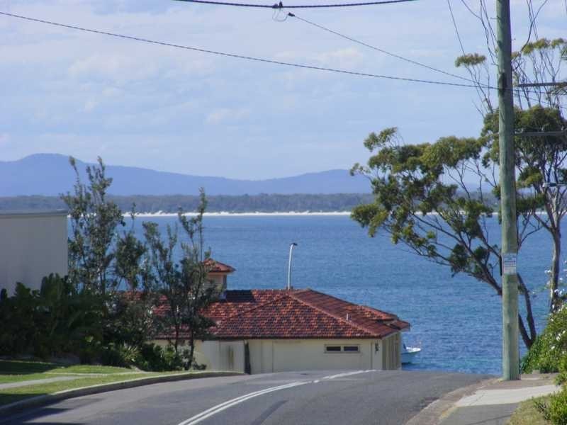 18 Tomaree Road, Shoal Bay NSW 2315
