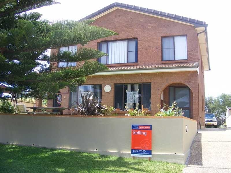 2/13 Robinson Street, Anna Bay NSW 2316