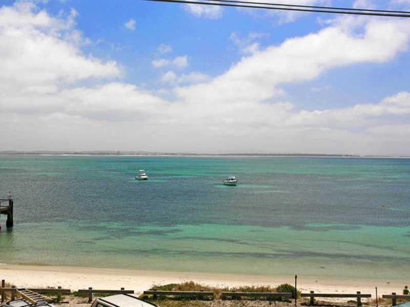 33a Shoal Bay Road, Shoal Bay NSW 2315