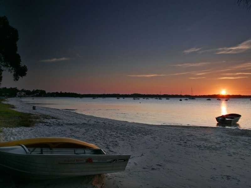 Apartment 2/2-4 Soldiers Point Road, Soldiers Point NSW 2317