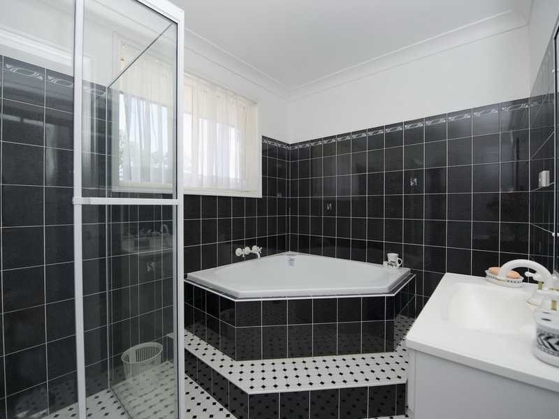 Apartment 2/35a Wallawa Road, Nelson Bay NSW 2315