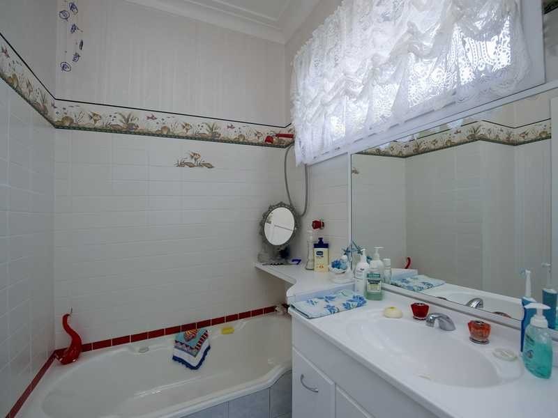 8 Montevideo Parade, Nelson Bay NSW 2315