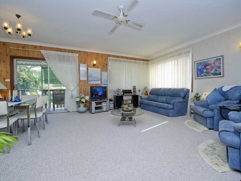 8 Montevideo Parade, Nelson Bay NSW 2315