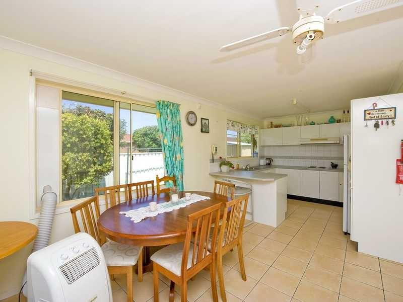 22 Pebble Parade, Fingal Bay NSW 2315