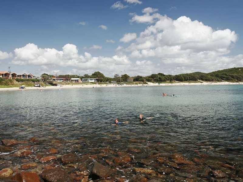 22 Pebble Parade, Fingal Bay NSW 2315