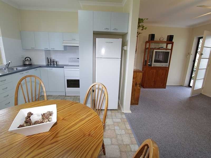 Unit 1/2 Victor Parade, Shoal Bay NSW 2315