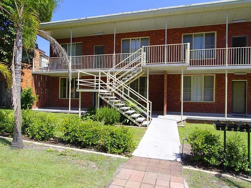 Unit 1/2 Victor Parade, Shoal Bay NSW 2315