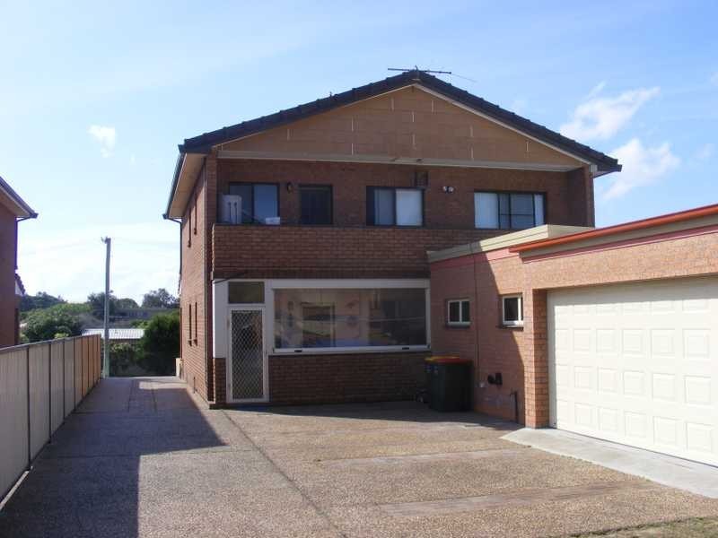 Unit 2/13 Robinson Street, Anna Bay NSW 2316