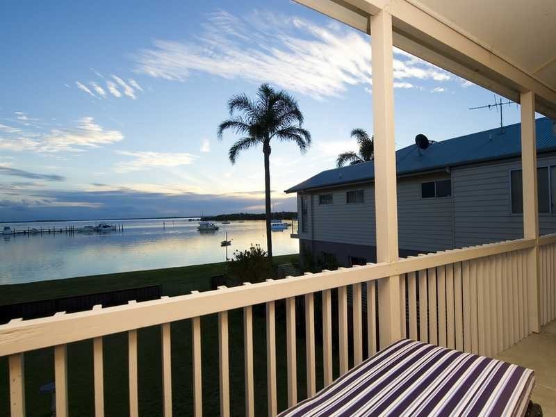 32 Sunset Boulevarde, Soldiers Point NSW 2317