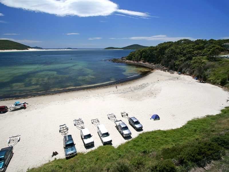 6 Tuna Crescent, Fingal Bay NSW 2315