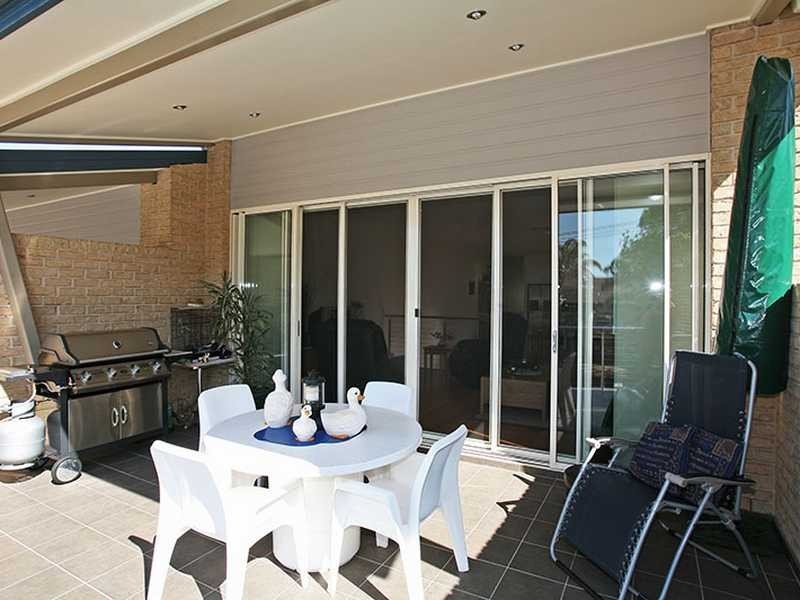 Villa/7a Fern Avenue, Soldiers Point NSW 2317