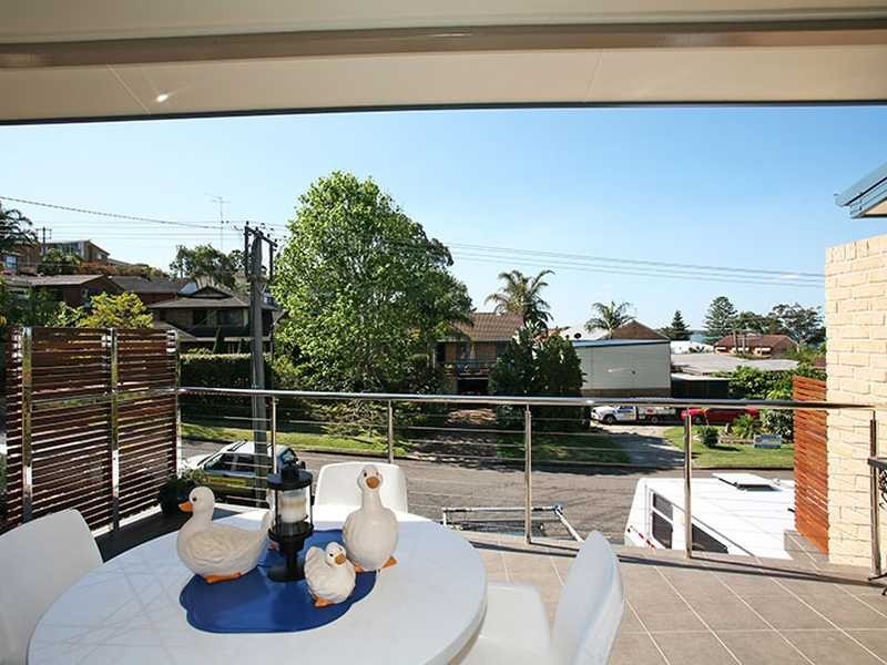 Villa/7a Fern Avenue, Soldiers Point NSW 2317