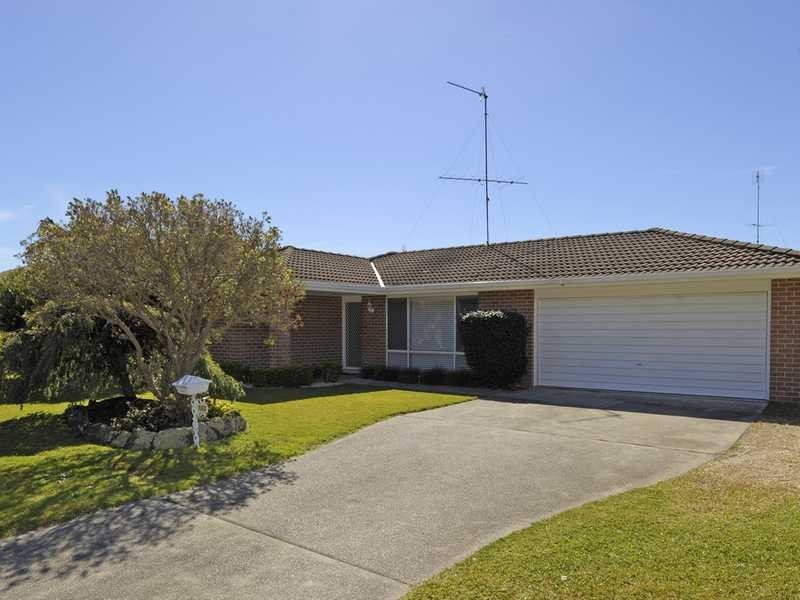 143 Rocky Point Road, Fingal Bay NSW 2315