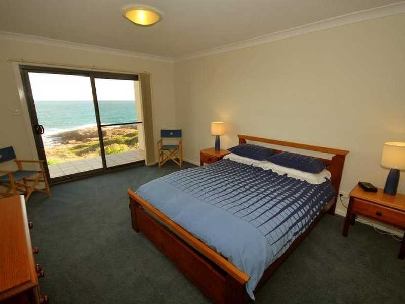 6b Ocean Street, Fishermans Bay NSW 2316