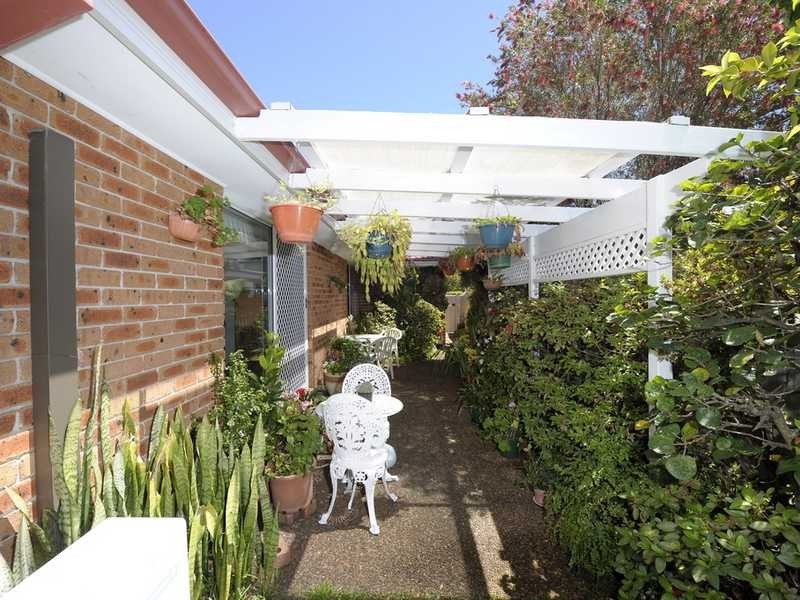 18b Pebble Parade, Fingal Bay NSW 2315