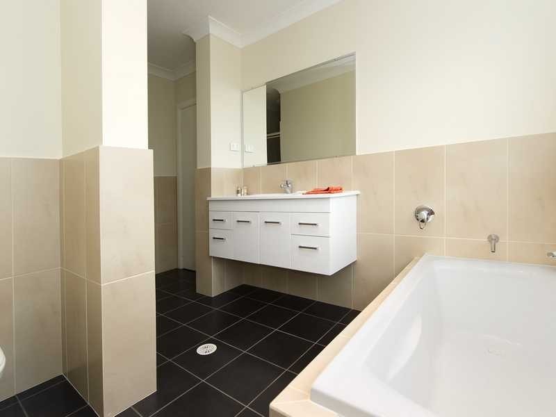 10 Ash Street, Soldiers Point NSW 2317