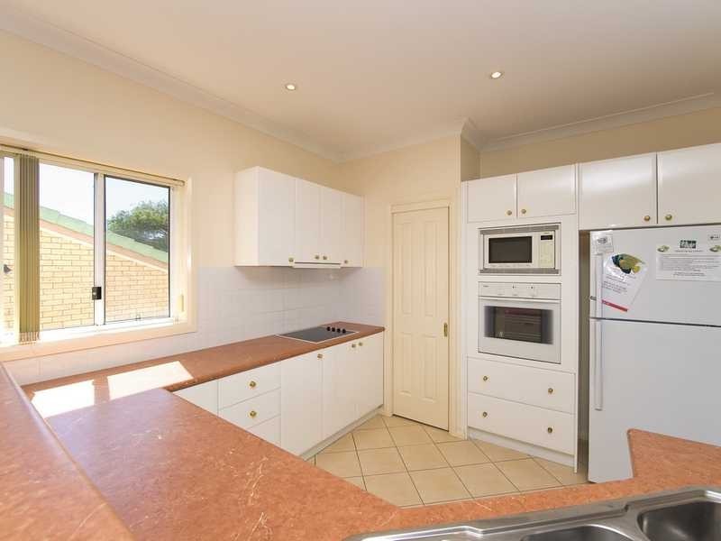 Villa 1/17 Amaroo Crescent, Fingal Bay NSW 2315