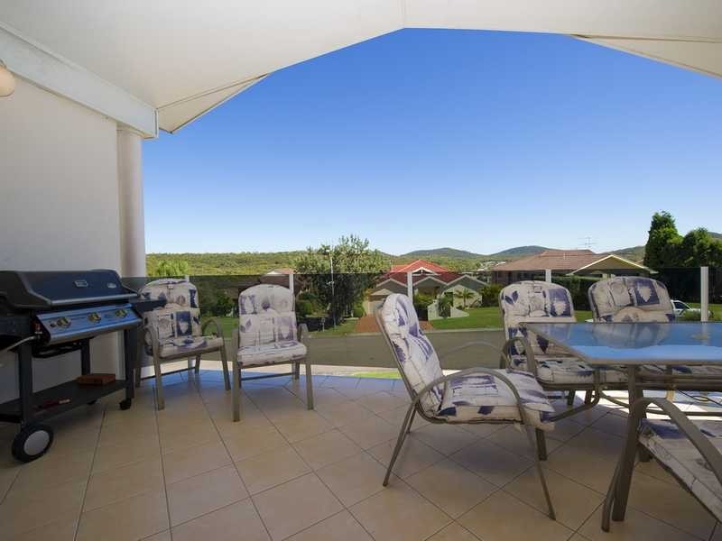 Villa 1/17 Amaroo Crescent, Fingal Bay NSW 2315