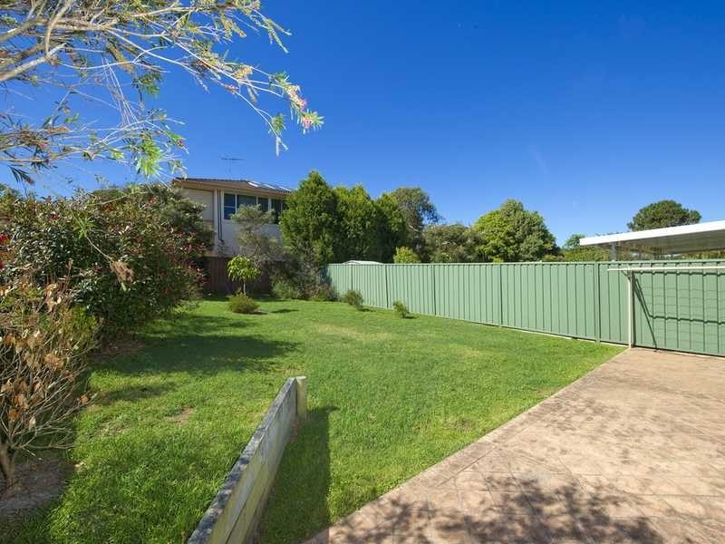 Villa 1/17 Amaroo Crescent, Fingal Bay NSW 2315