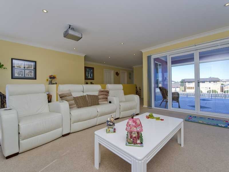 12 Scott Street, Anna Bay NSW 2316