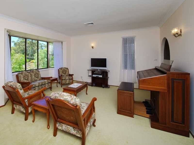 1 Yoolarai Crescent, Nelson Bay NSW 2315