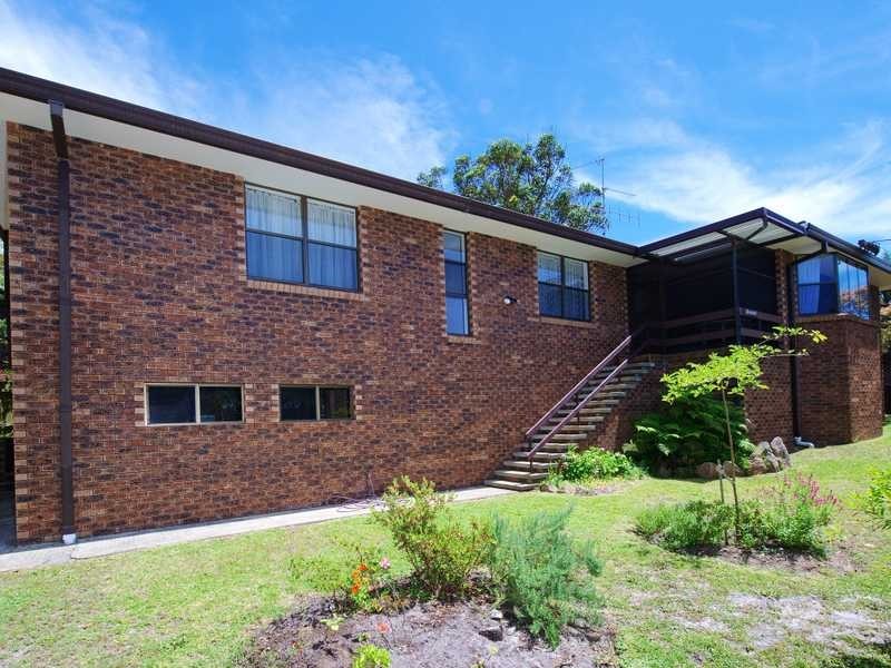 1 Yoolarai Crescent, Nelson Bay NSW 2315