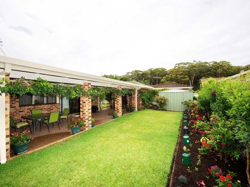 27 Shoreline Drive, Fingal Bay NSW 2315
