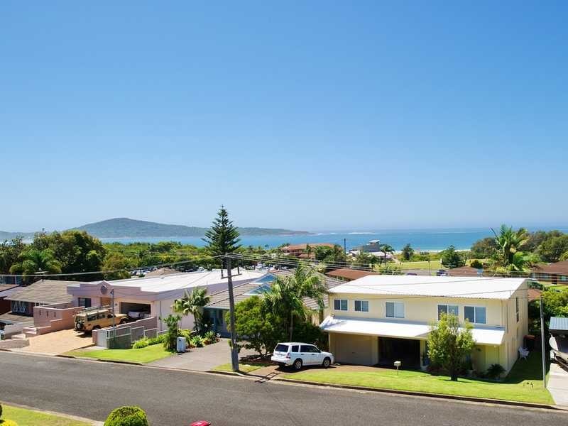 60 Lentara Street, Fingal Bay NSW 2315