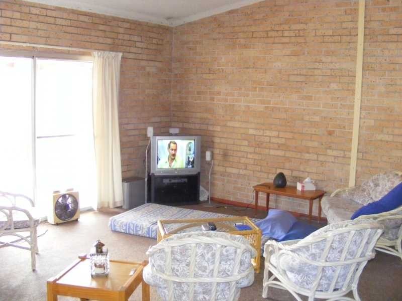 Unit 1 & 2/9 Yacaaba Street, Nelson Bay NSW 2315