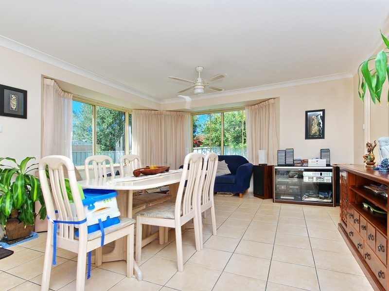 20 Pebble Parade, Fingal Bay NSW 2315