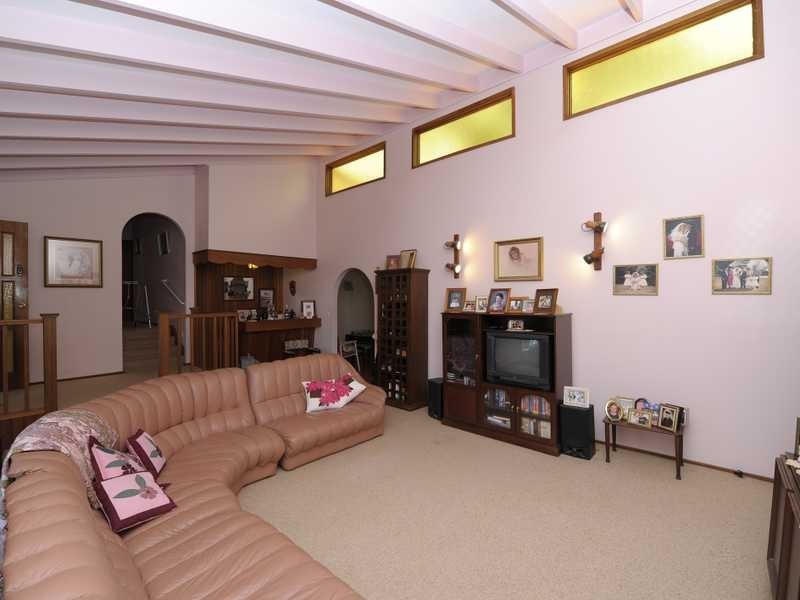 16 Leonard Avenue, Shoal Bay NSW 2315