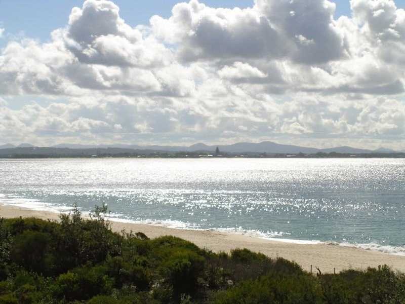 Apartment 4/5 Lillian Street, Shoal Bay NSW 2315