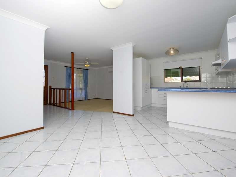 1/4 Shoreline Drive, Fingal Bay NSW 2315