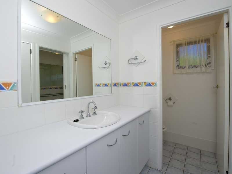 1/4 Shoreline Drive, Fingal Bay NSW 2315