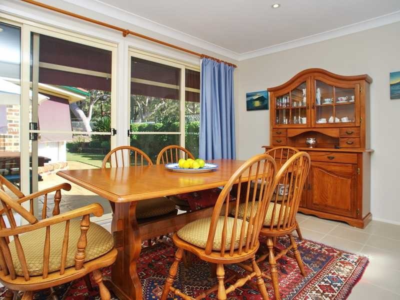 48 Government Rd, Shoal Bay NSW 2315