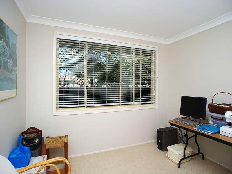 48 Government Rd, Shoal Bay NSW 2315