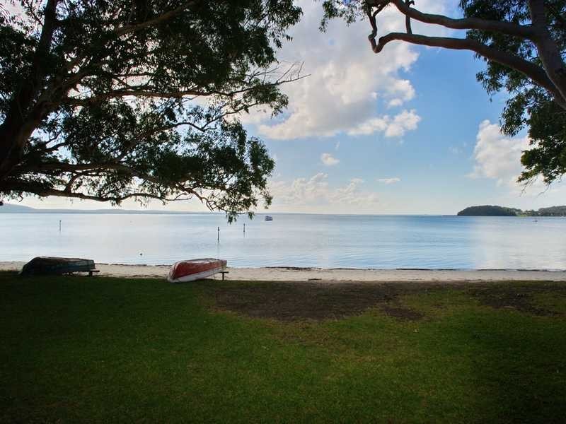 85 Foreshore Drive, Salamander Bay NSW 2317