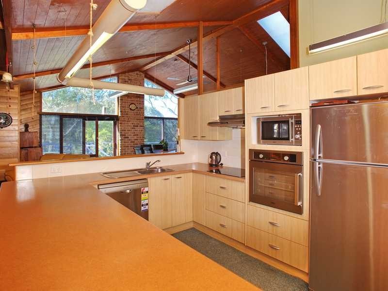 28 Beach Road, Lemon Tree Passage NSW 2319