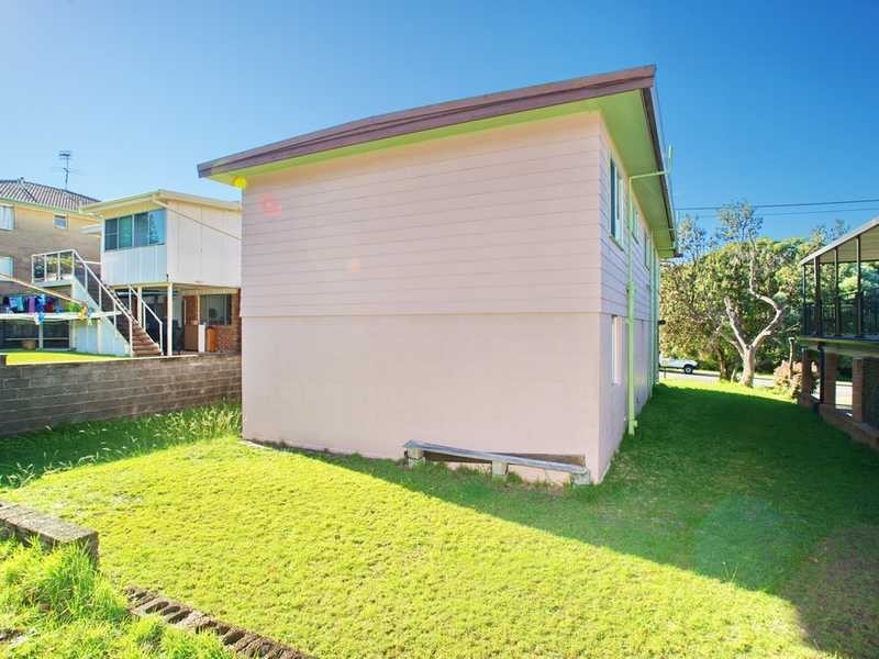 28 Marine Drive, Fingal Bay NSW 2315