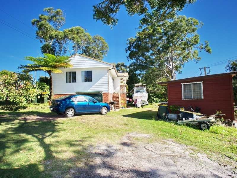 5 Bagnall Avenue, Soldiers Point NSW 2317