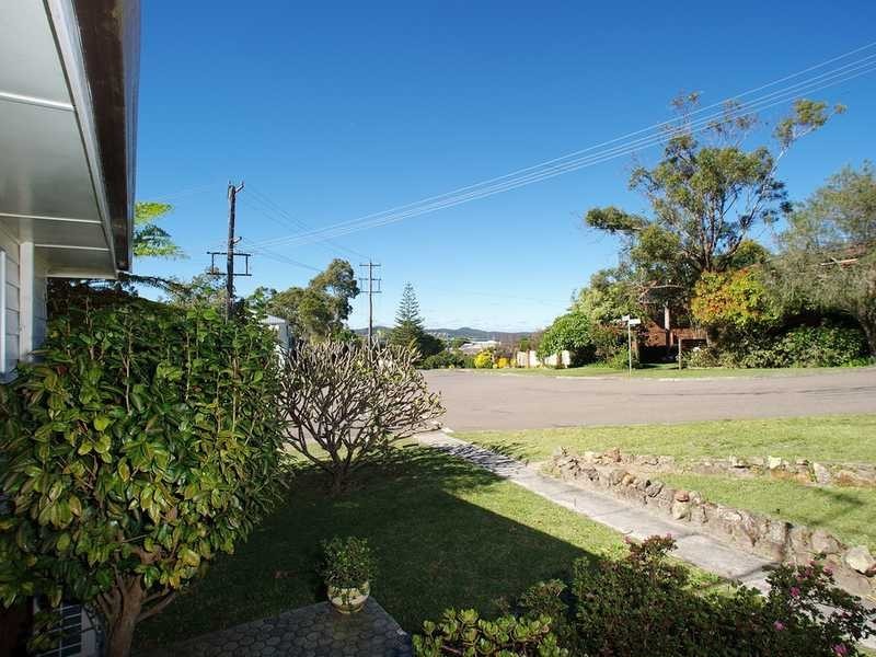 5 Bagnall Avenue, Soldiers Point NSW 2317