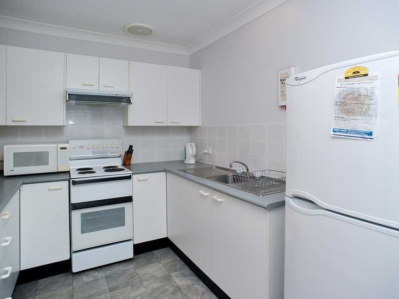 Villa 1/21 Whitesands Road, Fingal Bay NSW 2315